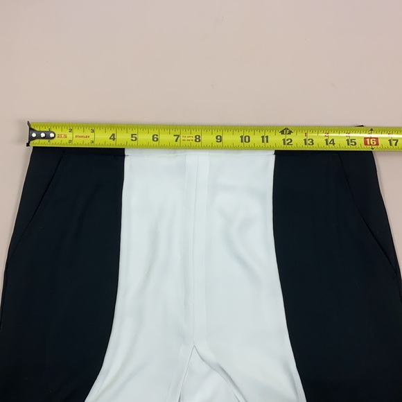 BCBGMAXAZRIA WHITE AND BLACK MAXI SKIRT SIZE S - Picture 9 of 9